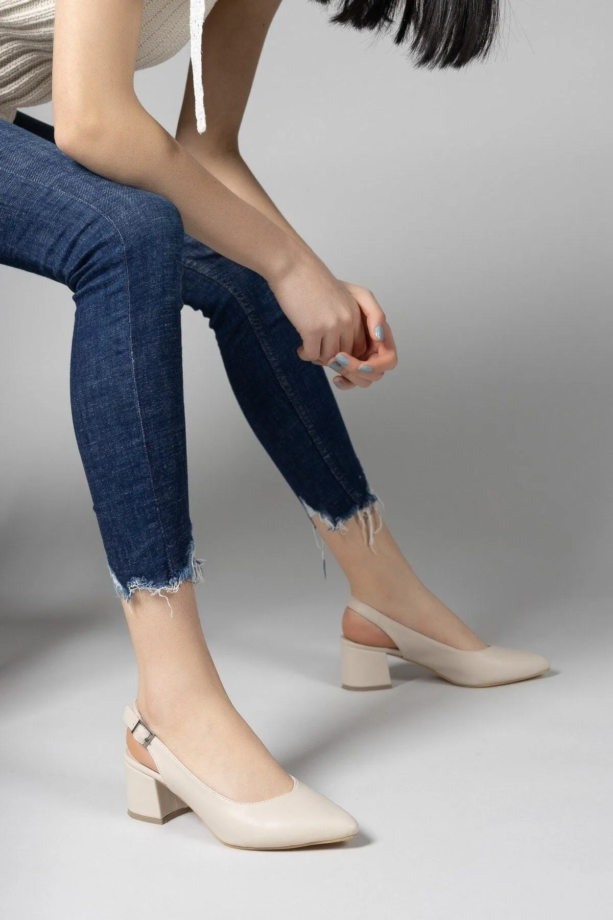 Beige Skin Woman Stiletto 0012380