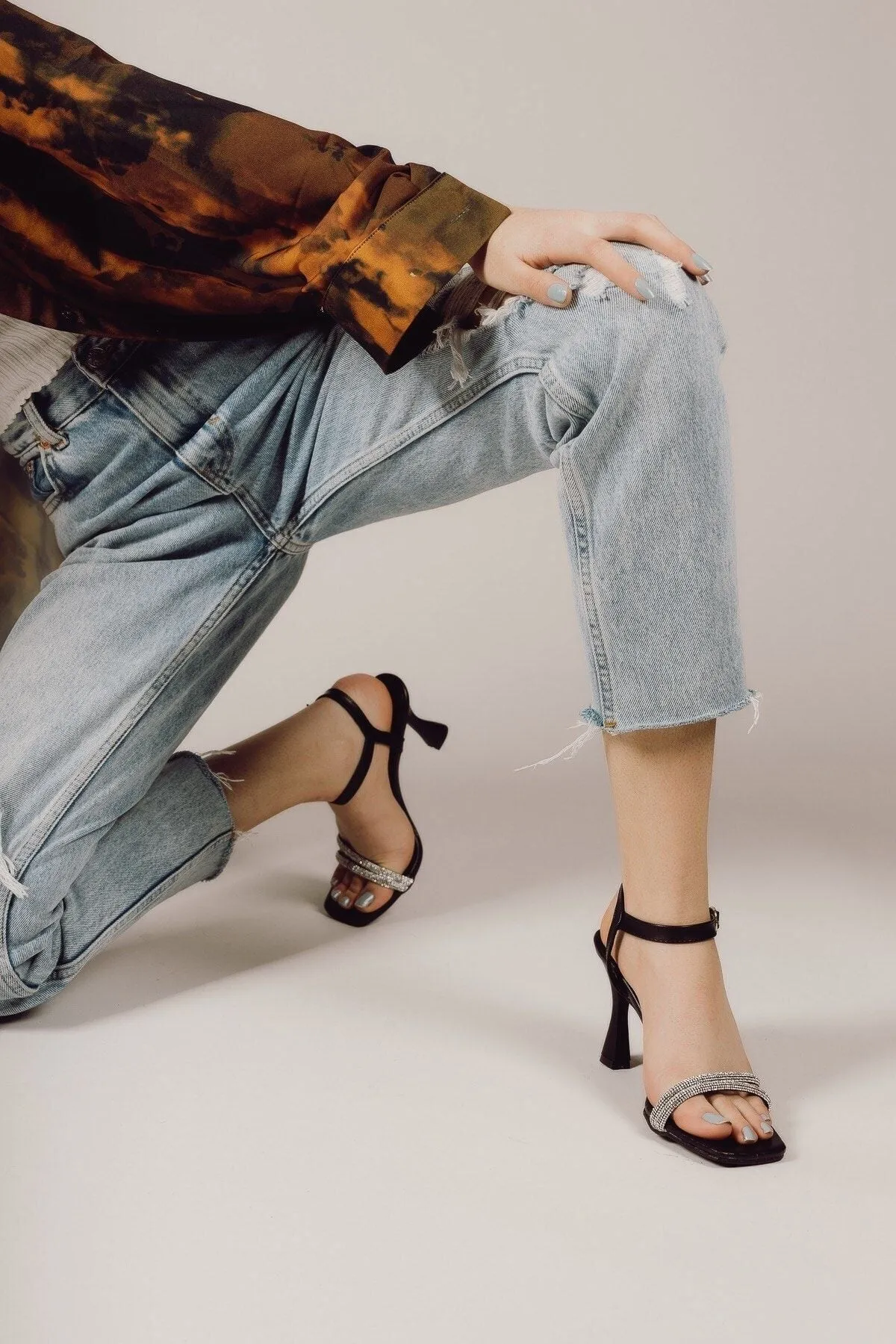 Black Skin Woman Heels Shoes 0012349