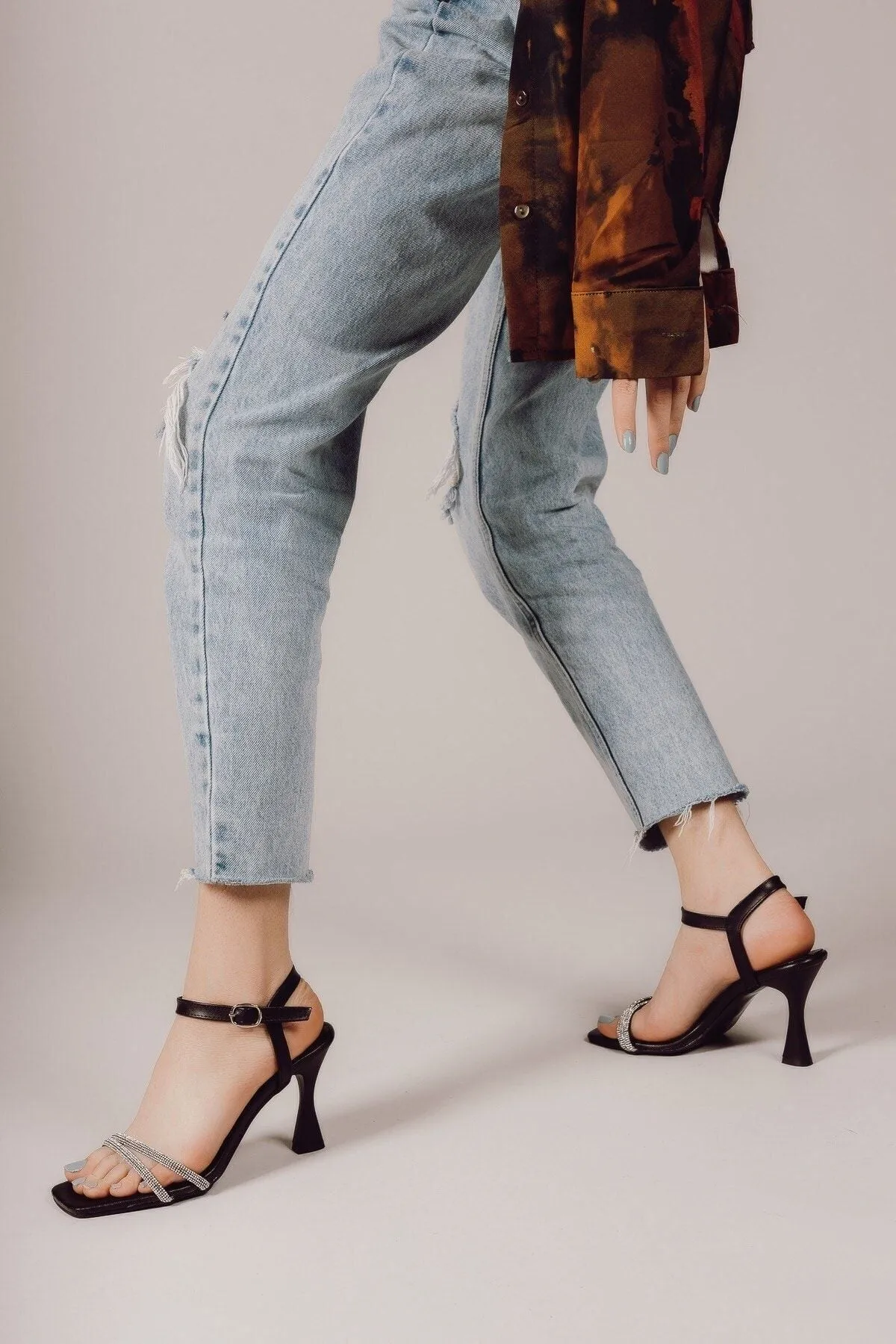 Black Skin Woman Heels Shoes 0012349