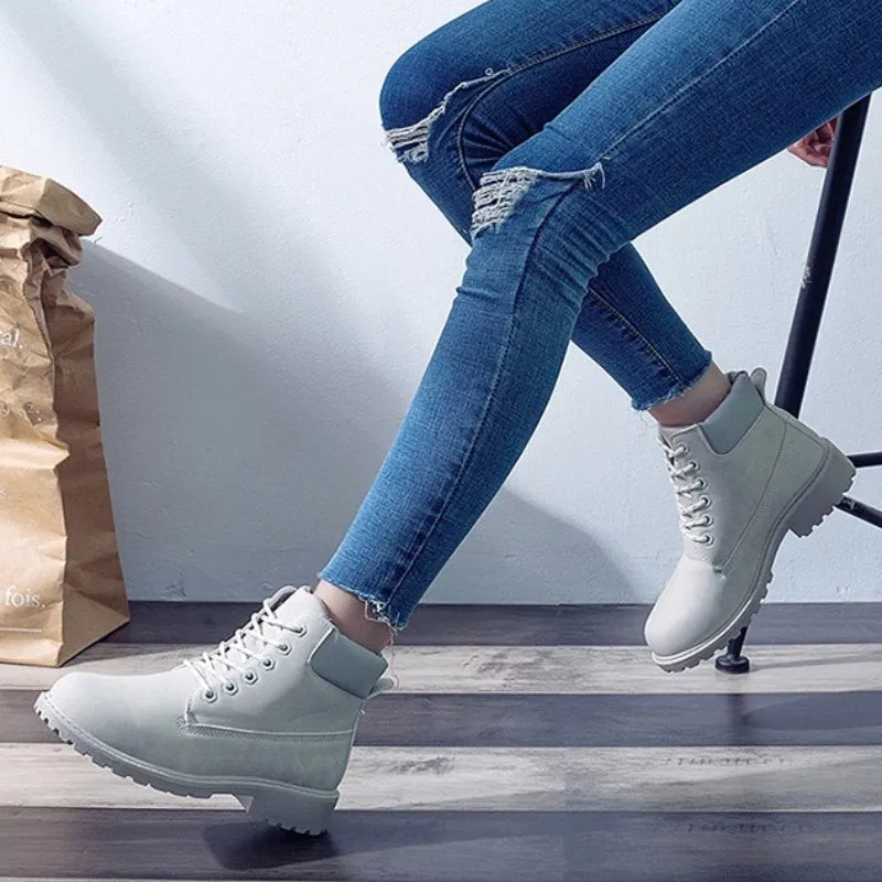 Cuzcare Women Outdoor Winter Boots Water-resistant Orthopedic Shoes