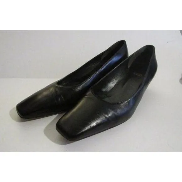 Stuart Weitzman Black Leather Square Toe Kitten Heels