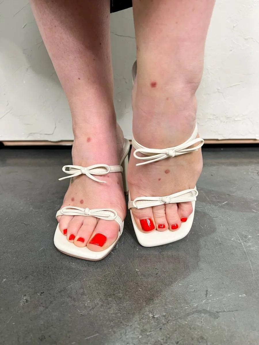 Wendy Double Bow Heel